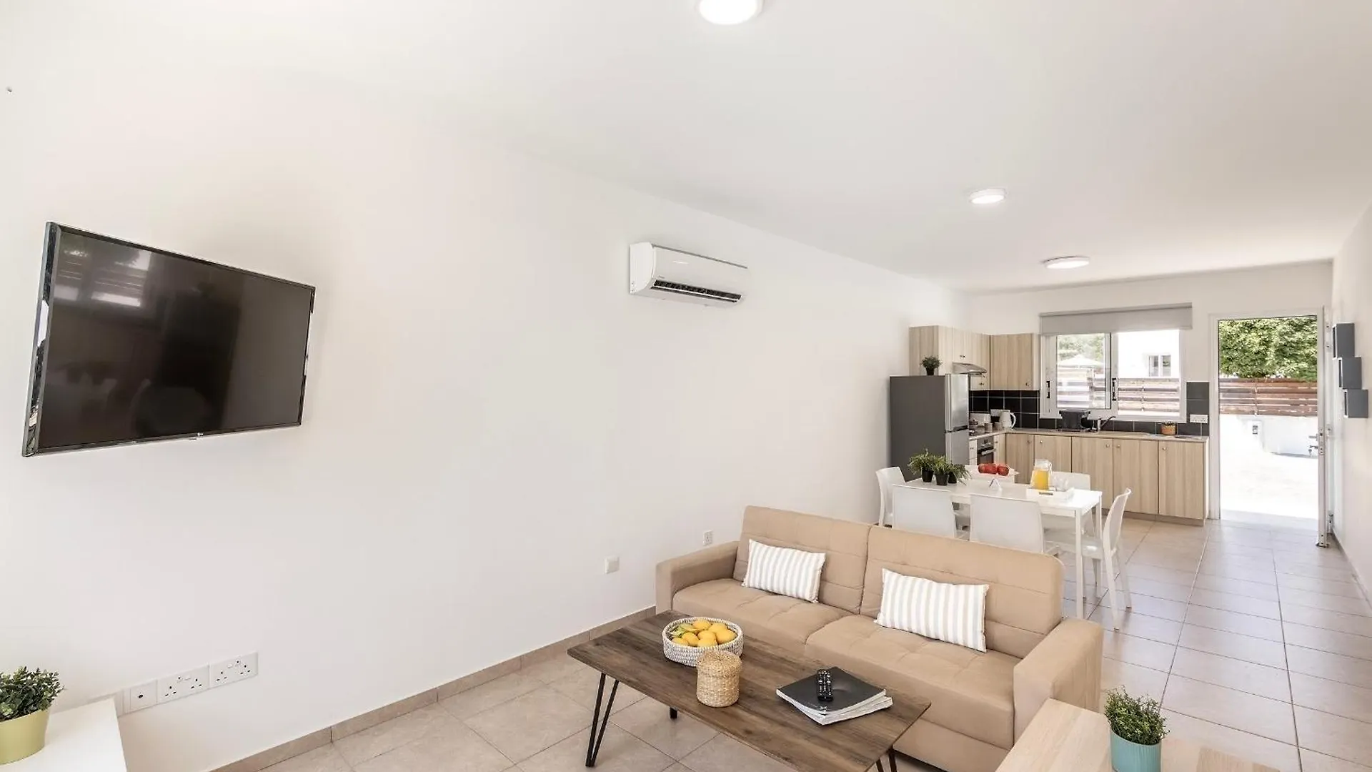 Amorgos Apartments Protaras 0*,